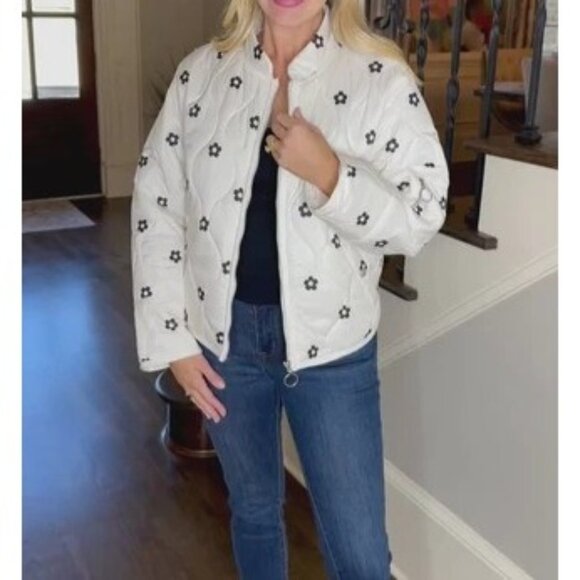 Lovelo Womens White Quilted Floral Puffer Jacket Large - Picture 3 of 13